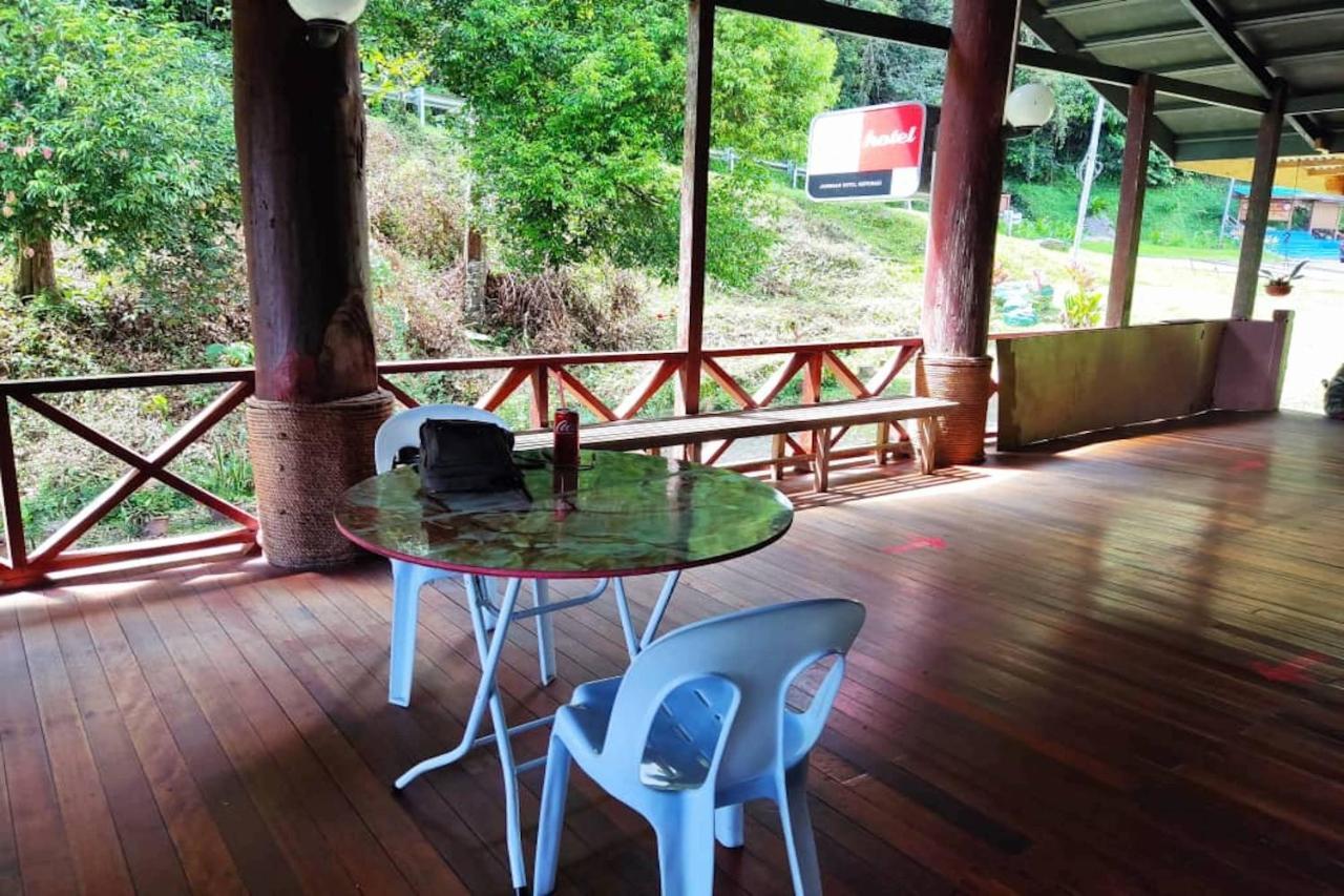 Oyo Home 90396 Mahua Rainforest Paradise Tambunan Экстерьер фото